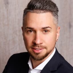 Andy Butz - Head of Customer Success